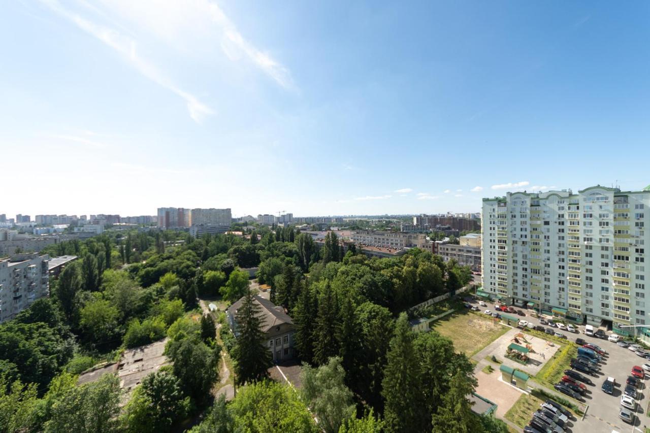 Новая Квартира Переулок Ясиноватский 11 Kyiv Exterior foto